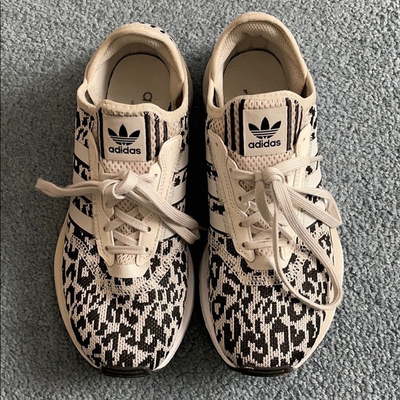 swift run x sneaker leopard